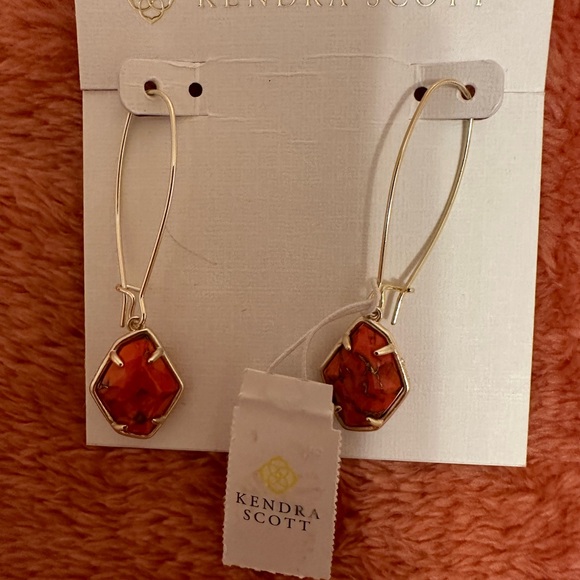 Kendra Scott Coral Earrings - Picture 2 of 5